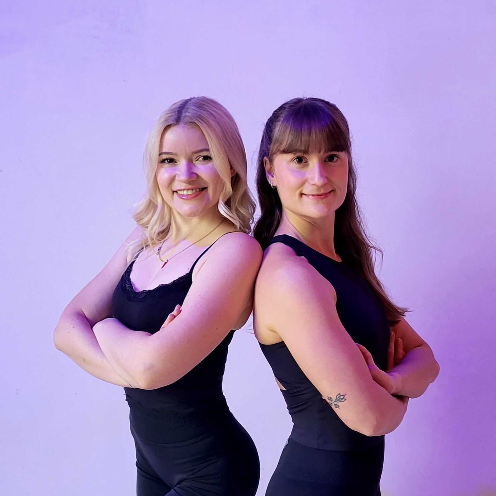 8_Luisa+Vanessa_Portrait